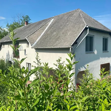 Töreki 34 *